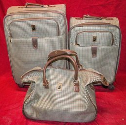 London Fog 3 Piece Luggage Set