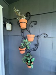 Decorative Scrolled Iron Wall Mount Planter With 4 Clay Pots