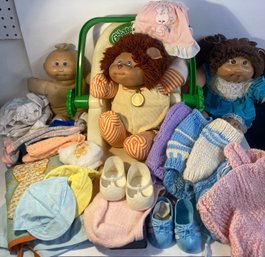 Cabbage Patch Lot Of 3 Dolls, Carrier, & Tons Of Clothes