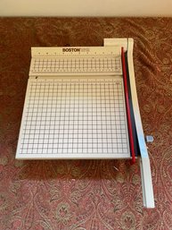 Boston 2612 Paper Cutter