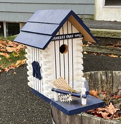 New York Yankees Bird House