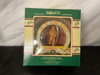 Enesco, Round  Ornament Wizard Of OZ- Cowardly Lion