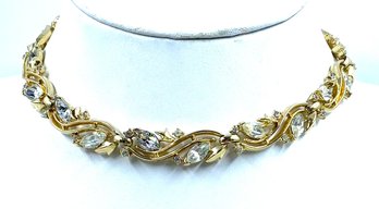 Stunning Signed Vintage Trifari Goldtone & Rhinestone Necklace