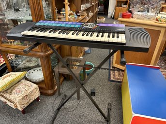 Yamaha PSR77 Keyboard And Stand