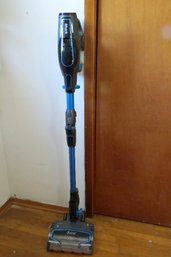 Shark Dual Head Cordless Vacuum - In Working Condition