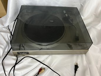 Vintage Fisher Studio Standard MT-6117 Semi-Automatic Turntable