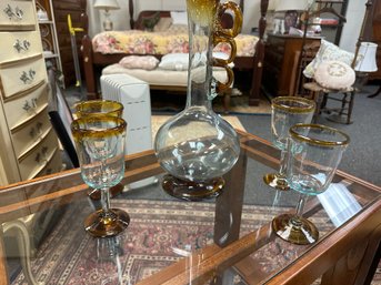 Beautiful Handblown Decanter And 4 Stemmed Glasses In Blue And Amber Hue