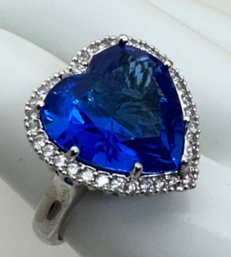 FABULOUS SIGNED SW QUALITY SILVER TONE LARGE BLUE HEART HALO RING