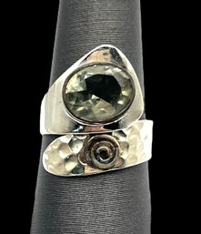 Vintage Sterling Silver Exotic Light Peridot Faceted Stone Wrap Around Ring, Size 7