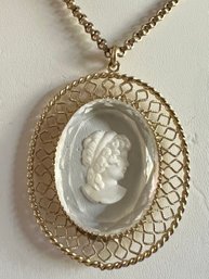 VINTAGE SIGNED WHITING AND DAVIS GOLD TONE INTAGLIO WOMEN NECKLACE
