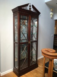 Incredible Like New $4,995 Retail STICKLEY Chippendale Style Mahogany Vitrine / Bookcase - Glass Shelves