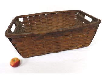 A Good Rectangular Splint Oak Basket 19th C.