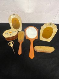 Antique Grooming Kit