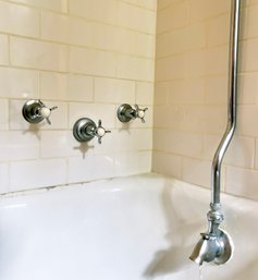 Vintage And Antique Shower Fittings