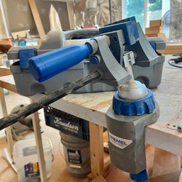 A Dremel Table Top Multi Vise