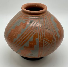 Vintage Mata Ortiz Southwestern Pottery Vase By Manuel Olivas