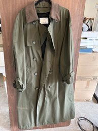 Thames Trench Coat Size 40