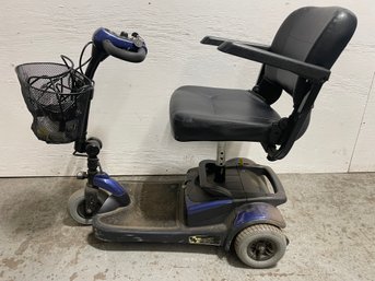 Golden 3-wheel Scooter