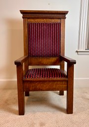 Royal Seating Majesty: Amazing Throne Chair