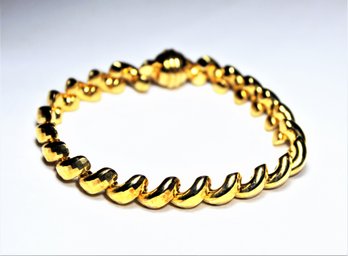 Italian Fine Gold Over Sterling Silver Twist Form Bracelet Having Magnetic Clasp