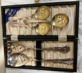 Beautiful RAIMOND England Silverplate Repousse Servers In Presentation Box