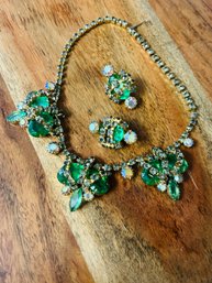 Mob-wives Vintage Green Necklace & Matching Earrings