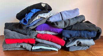 Over 25 Men's Athletic Fleeces & Sweatshirts, Sizes Medium To Extra Large