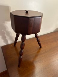 3 Leg Octagon Sewing Stand