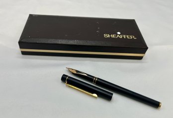 Vintage SheafferUSA 585 Fountain Pen With 14k Gold Nib And Vintage Box