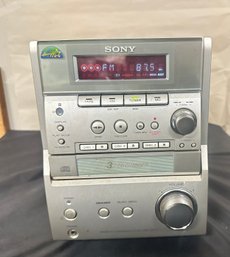Working Sony Compact Disc Deck Receiver Model No. HCD - EP707, AC:120V, 60Hz, 38W Made In China. BS/A1