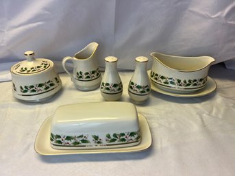 Holly Holiday Christmas Serving Ware Set