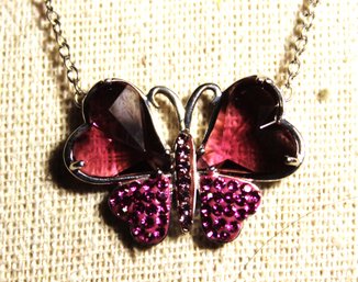 FINE STERLING SILVER NECKLACE HAVING GEMSTONE BUTTERFLY PENDANT 16'