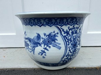 Beautiful Blue And White Planter (d)