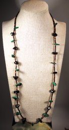 NATIVE AMERICXAN SOUTHWESTERN SHELL MALACHITE BEADED NECKLACE 26'