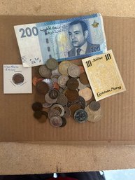 Beautiful Lot Of Unsearched Foreign Money