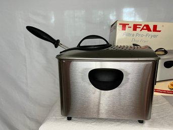 T-Fal Filtra Pro-Fryer Deep Fryer Like New
