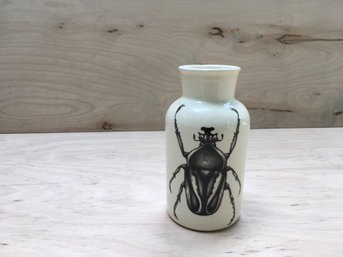 VINTAGE LAURA ZINDEL DESIGN PORCELAIN CERAMIC CHINA BEETLE JAR VASE MARKED