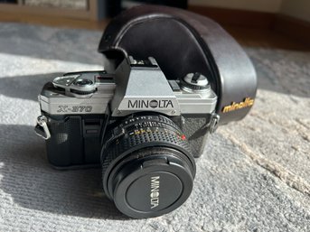 Top End Vintage MINOLTA X-370 SLR CAMERA With 50mm F 1:1.7 Fixed Focus Lens And Leather Case