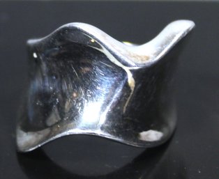 MILOR MODERNIST STERLING SILVER LADIES RING SIZE 9