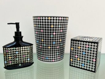 A Glam Vintage Bath Set