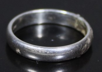 VINTAGE PLAIN STERLING SILVER BAND RING SIZE 8.5