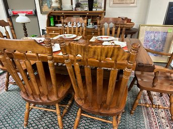 Beautiful Dining Table With 6 Chairs & Two Leaves