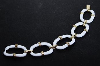 Vintage White Enamel On Gold Tone Link Bracelet 7 1/4' Long