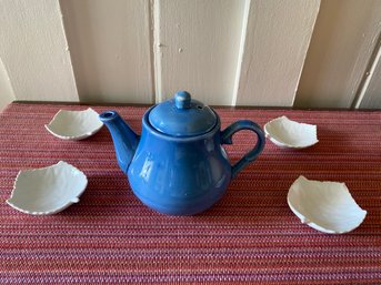 Blue Tea Pot With Four White Ceramic Leaves Tea Bag Holder