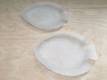 (SET OF 2) VINTAGE ARCOROC FRANCE GLASS POISSON FISH PLATTER PLATE