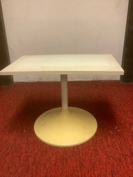 Small Tulip Side Table