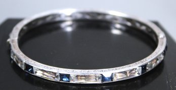 VINTAGE BLUE WHITE ART DECO RHINESTONE STERLING SILVER HINGED BANGLE BRACELET