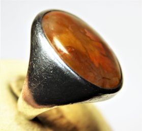 Fine Sterling Silver Men's Ring Having Oval Amber Colored Hard Stone Size 10.75