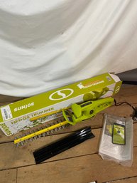 Sunjoe 15in Electric Hedge Trimmer 3.8amp Lightweight HJ15HTE