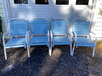 4 Powder Blue And White Aluminum Patio Chairs 19x19x34'